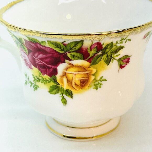 Royal Albert OLD COUNTRY Roses Cup &Saucer Set Porcelain Fine Bone China England - Picture 16 of 16